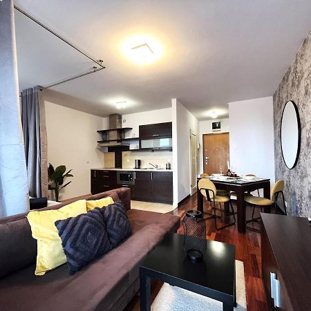 Jagielly Apartment ~ Self Check-In 24H ~ Parking & Lift Wrocław Exterior foto